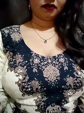 Snapshot of PARI51 chatting on March 22, 2026, 8:10 pm PARI51 online show from March 22, 2026, 8:10 pm