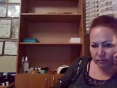 Snapshot of KrystalStyles chatting on April 5, 2026, 5:30 pm KrystalStyles online show from April 5, 2026, 5:30 pm