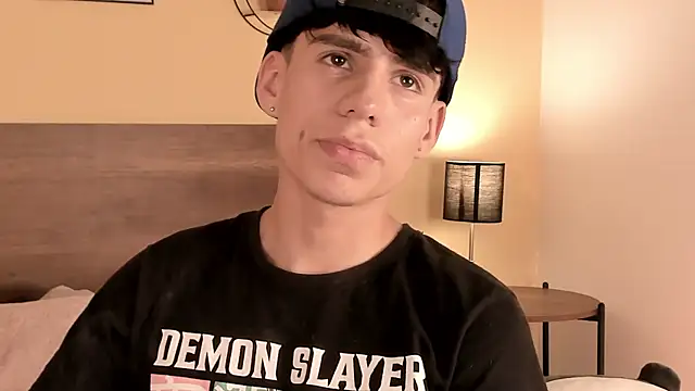 Snapshot of Angel_eros_ chatting on March 12, 2026, 8:13 pm Angel eros online show from March 12, 2026, 8:13 pm