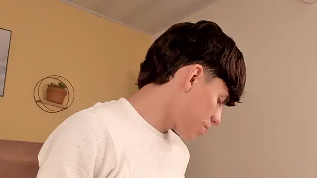 Snapshot of Angel_eros_ chatting on February 22, 2026, 12:40 pm Angel eros online show from February 22, 2026, 12:40 pm