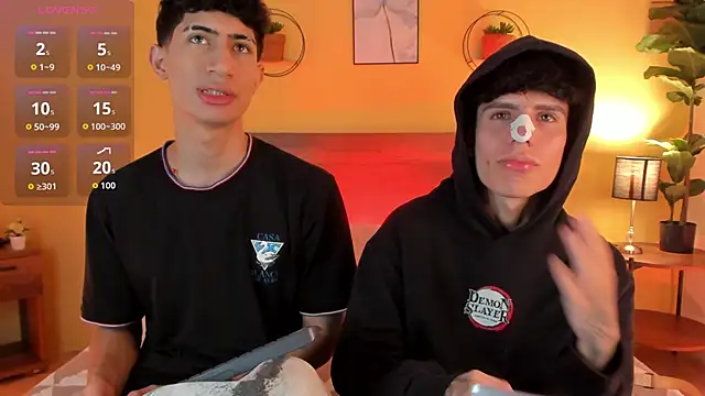 Snapshot of Angel_eros_ chatting on March 7, 2026, 5:25 am Angel eros online show from March 7, 2026, 5:25 am