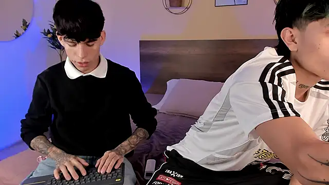 Snapshot of Angel_eros_ chatting on March 14, 2026, 7:31 pm Angel eros online show from March 14, 2026, 7:31 pm