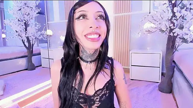 SalemBlackrose online show from February 15, 2026, 5:30 am