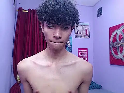 bigcock twinks online show from February 20, 2026, 4:42 am