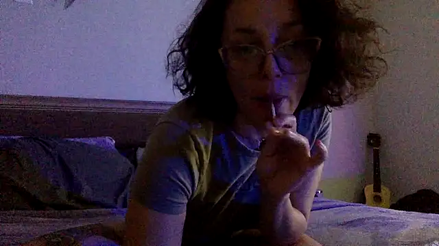 empressjulieth online show from January 31, 2026, 10:08 pm