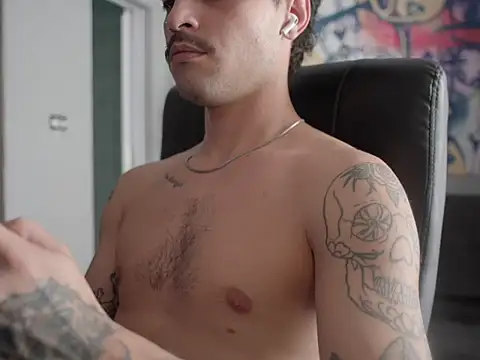 favdealer online show from February 4, 2026, 6:36 pm