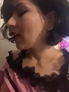 eva luz online show from June 21, 2026, 8:14 pm
