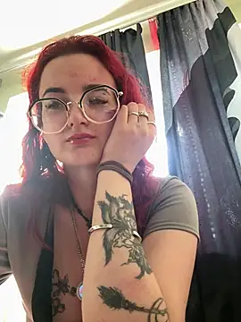 Snapshot of Persefoha chatting on July 21, 2026, 4:08 pm Persefoha online show from July 21, 2026, 4:08 pm