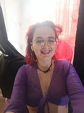 Snapshot of Persefoha chatting on July 10, 2026, 4:18 pm Persefoha online show from July 10, 2026, 4:18 pm