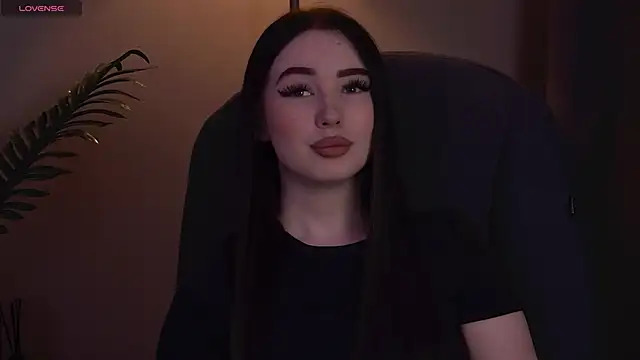 ArianaLim online show from April 23, 2026, 3:02 pm