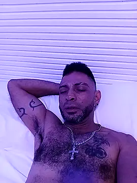Snapshot of yoahotpetrafiery chatting on May 30, 2026, 1:01 am yoahotpetrafiery online show from May 30, 2026, 1:01 am