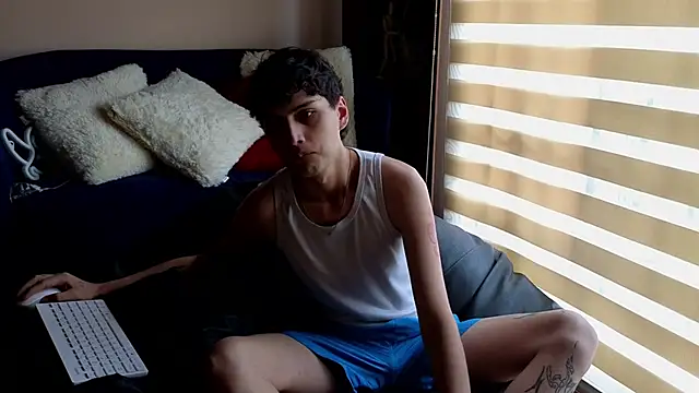 mrpicklesx23 online show from February 2, 2026, 2:38 pm