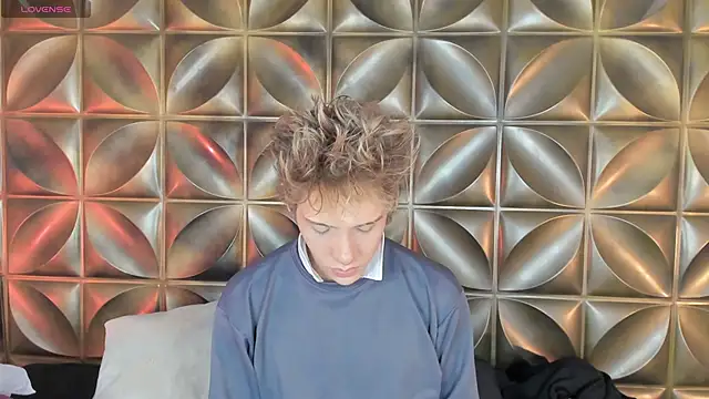 DannyParker  online show from March 18, 2026, 4:37 am