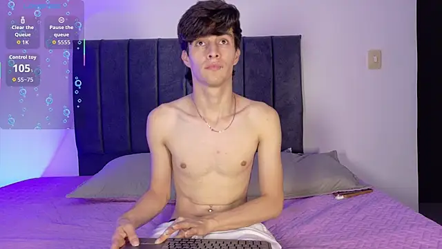 axxxel twink online show from July 6, 2026, 2:18 am