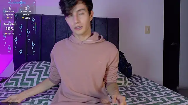 axxxel twink online show from July 11, 2026, 2:56 am