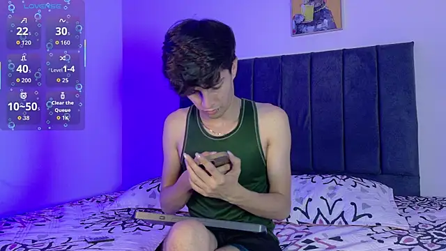axxxel twink online show from June 30, 2026, 3:17 am