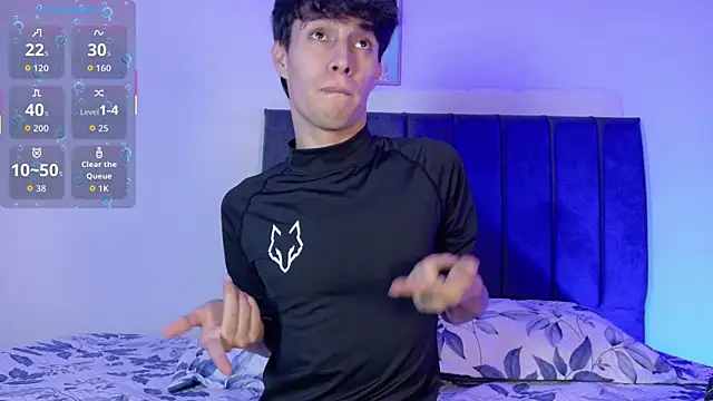 axxxel twink online show from June 16, 2026, 2:33 am