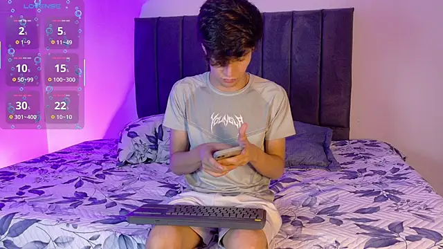 axxxel twink online show from August 3, 2026, 2:30 am