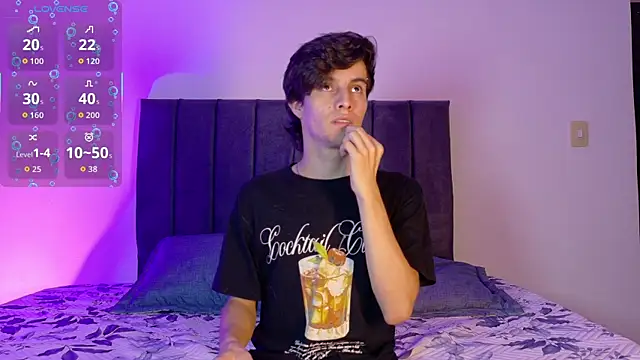 axxxel twink online show from August 4, 2026, 2:38 am