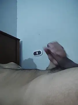 amirMohamed58 online show from February 17, 2026, 2:47 pm