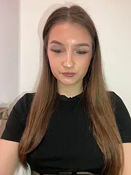 Snapshot of Green_eyes_lady chatting on March 21, 2026, 1:37 pm Green eyes lady online show from March 21, 2026, 1:37 pm