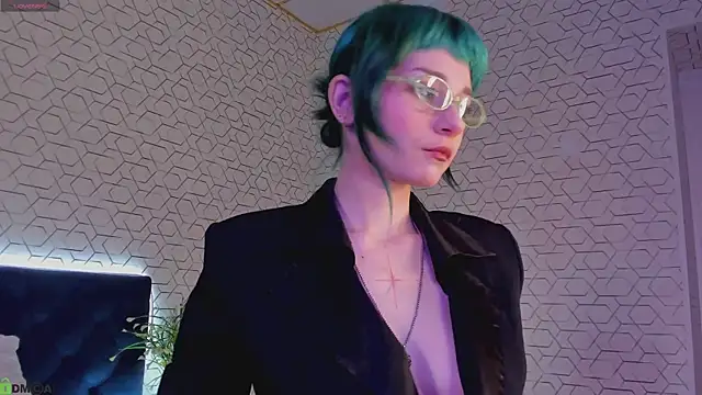 Scarle Whisper online show from April 21, 2026, 9:16 am