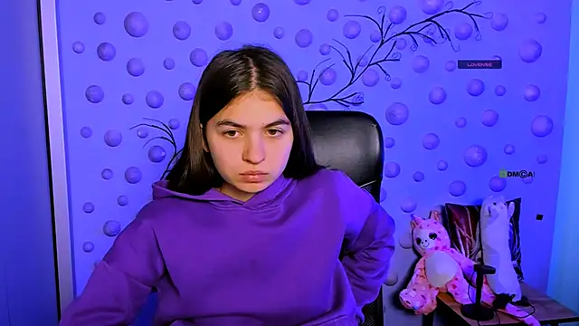 mary moon   online show from February 13, 2026, 9:42 am