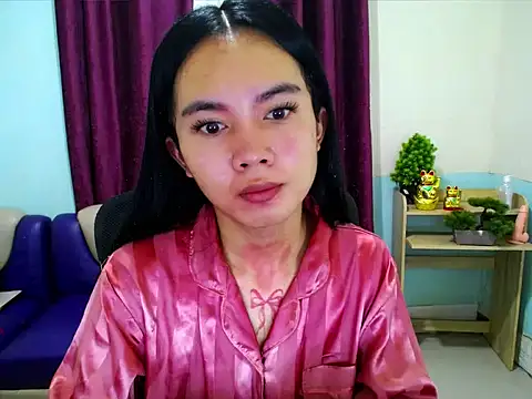 devine goddess online show from April 22, 2026, 10:33 am
