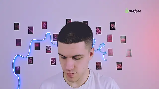 Snapshot of neo_raze chatting on March 11, 2026, 7:41 pm neo raze online show from March 11, 2026, 7:41 pm