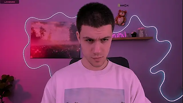 Snapshot of neo_raze chatting on March 29, 2026, 6:53 pm neo raze online show from March 29, 2026, 6:53 pm