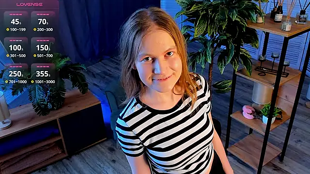 CleliaRostek online show from March 13, 2026, 8:52 am