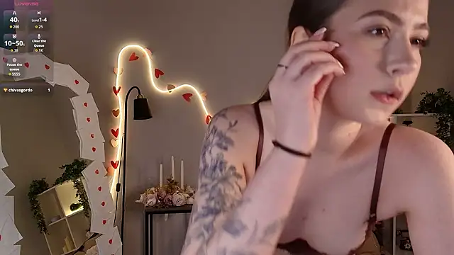 Courtney C online show from February 16, 2026, 5:06 am