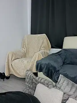 AbellaDesiree online show from March 6, 2026, 4:07 am