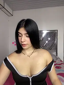  HannahFox  online show from February 4, 2026, 10:38 pm