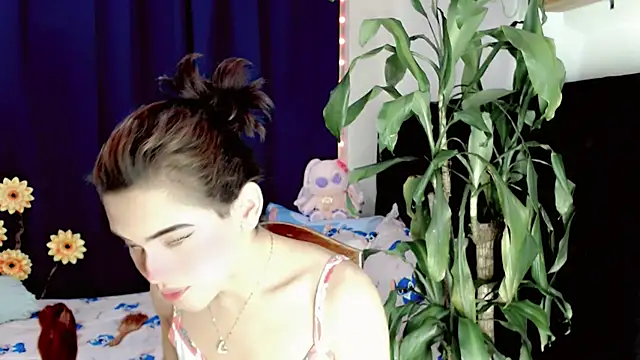Snapshot of NathalialLooes chatting on July 9, 2026, 5:56 pm NathalialLooes online show from July 9, 2026, 5:56 pm