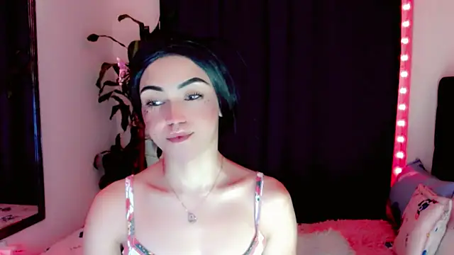 Snapshot of NathalialLooes chatting on July 16, 2026, 12:51 am NathalialLooes online show from July 16, 2026, 12:51 am