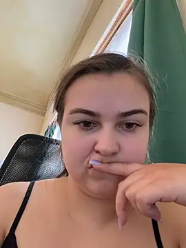 AlyaX X online show from March 21, 2026, 12:31 pm