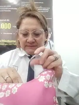 Snapshot of JULIETA_21- chatting on June 17, 2026, 12:48 pm JULIETA 21- online show from June 17, 2026, 12:48 pm