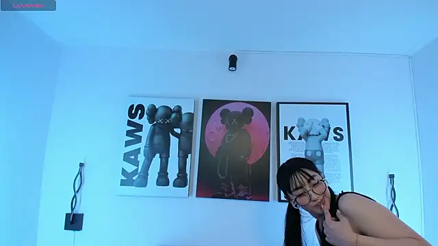 Maddie Rosee online show from February 27, 2026, 3:51 am