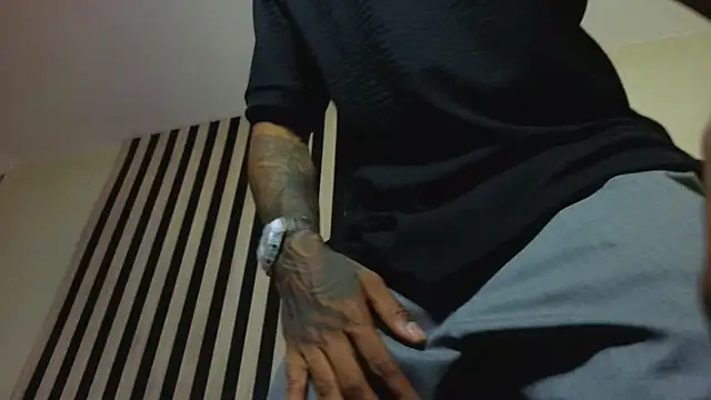 Snapshot of big_dante77 chatting on March 25, 2026, 8:30 pm big dante77 online show from March 25, 2026, 8:30 pm