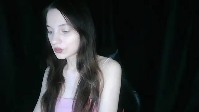 Snapshot of liza__kitty chatting on February 9, 2026, 4:27 pm liza kitty online show from February 9, 2026, 4:27 pm