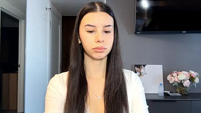 ColeneSis online show from February 3, 2026, 7:24 am