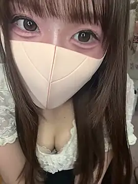 momo mm online show from June 22, 2026, 1:33 am
