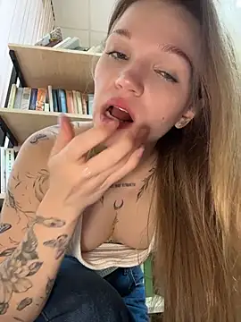 StreetSquirt online show from July 4, 2026, 4:08 am