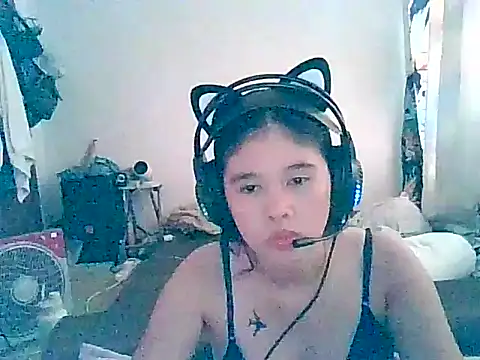 Snapshot of Angel_lust69 chatting on March 12, 2026, 7:12 am Angel lust69 online show from March 12, 2026, 7:12 am