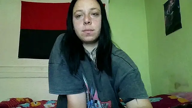 MillaSourety online show from June 14, 2026, 7:53 am