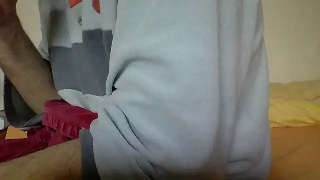 AlexRue online show from April 30, 2026, 5:09 pm