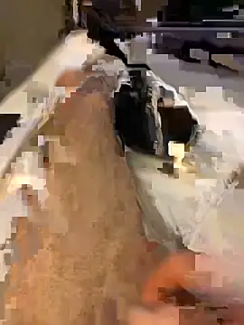 pezzerb7 online show from February 10, 2026, 3:55 pm