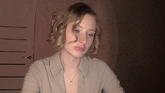 Snapshot of DeliciaBagnoli chatting on March 12, 2026, 5:28 pm DeliciaBagnoli online show from March 12, 2026, 5:28 pm