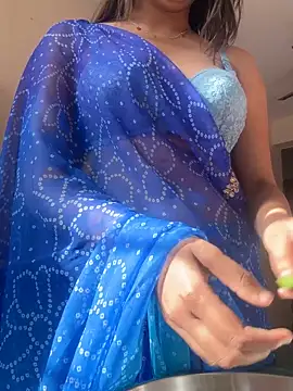 kavyababy00 online show from February 16, 2026, 4:11 am